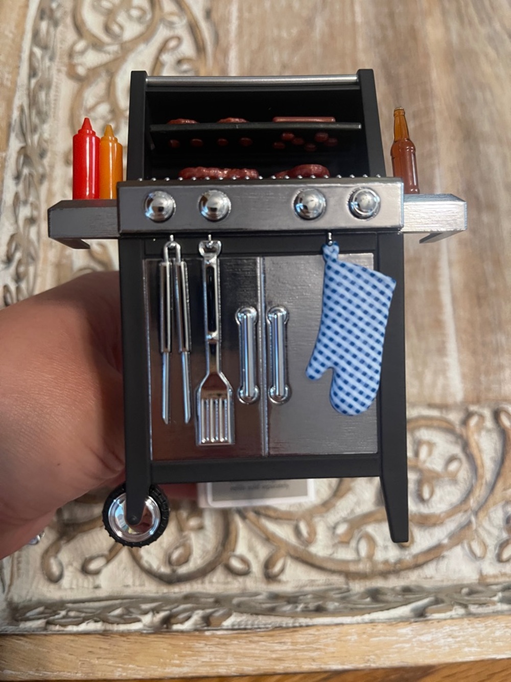Miniature Black & Silver Grill with Blue Check Oven Mitt Wallflower